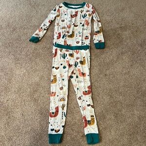 Little sleepies two piece Llama Love Long sleeve. Size 2T.